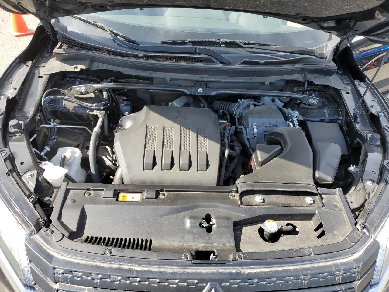 2023 Mitsubishi ECLIPSE VIN JA4ATUAA5PZ043551 photo 12