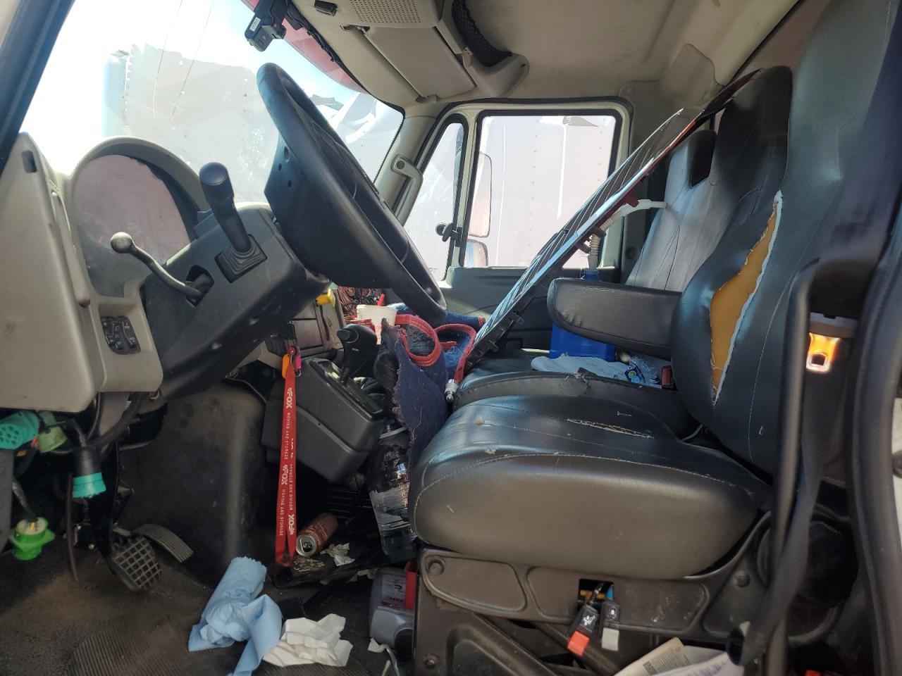 2017 International 4000 serie VIN 1HTMMMML6HH500911 photo 5