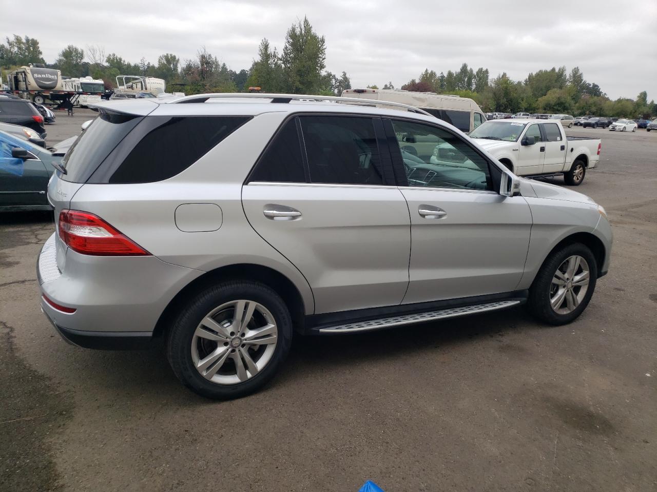 2013 Mercedes-Benz M-class VIN 4JGDA2EB1DA157214 photo 3