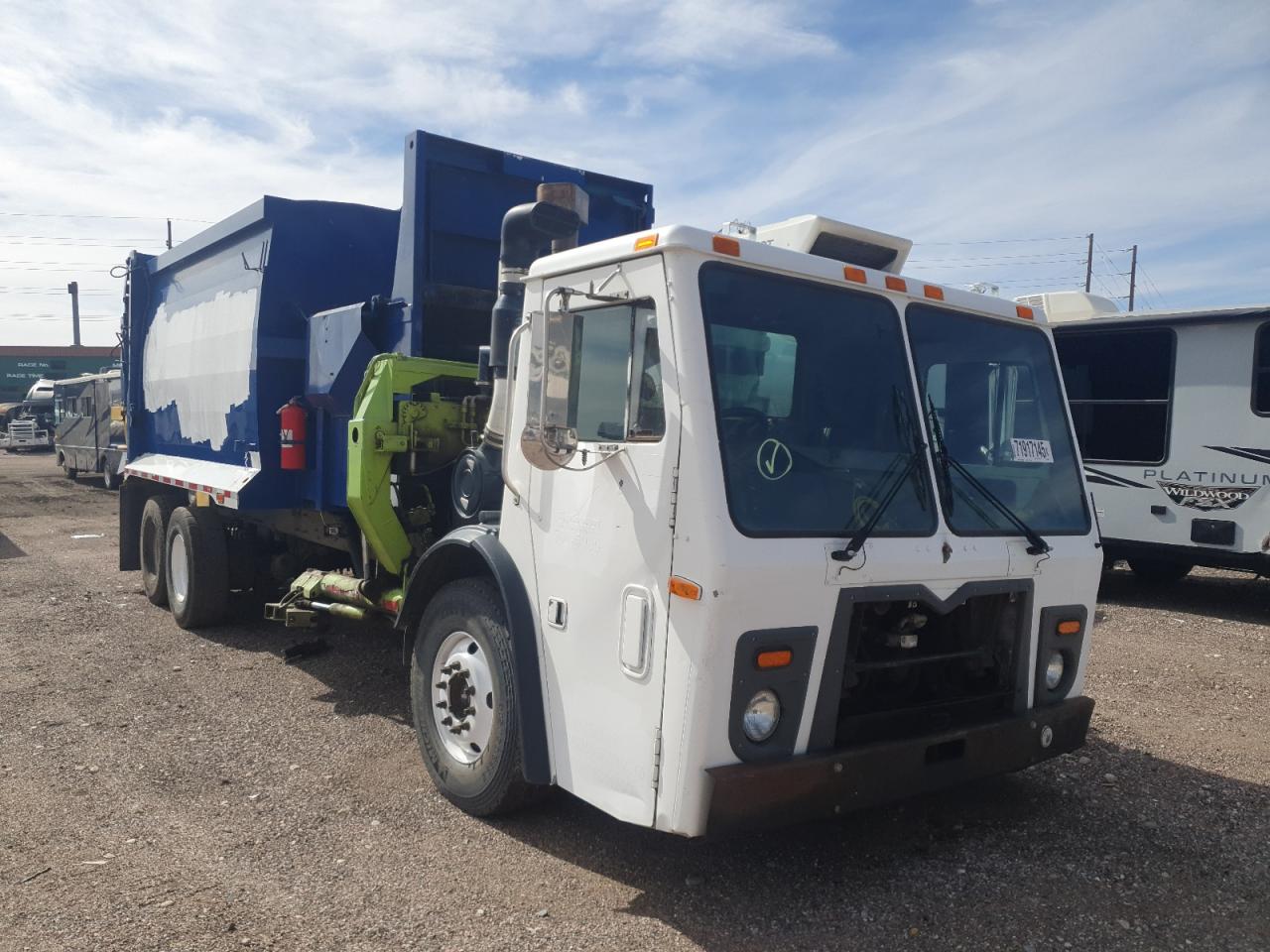 2012 MACK All models VIN 1M2AU02C3CM006786 photo 1