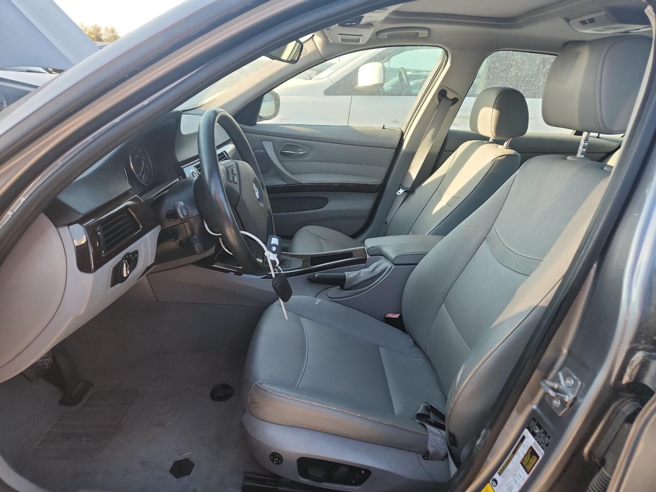 2011 BMW 3 series VIN WBAPK5G50BNN26381 photo 7