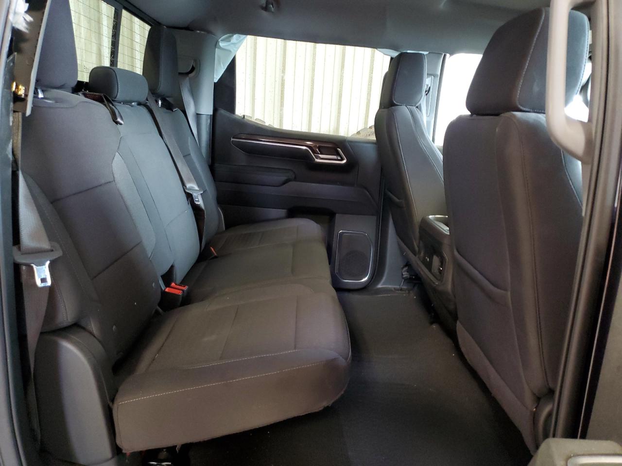 2024 CHEVROLET All models VIN 2GCUDEED0R1246255 photo 10