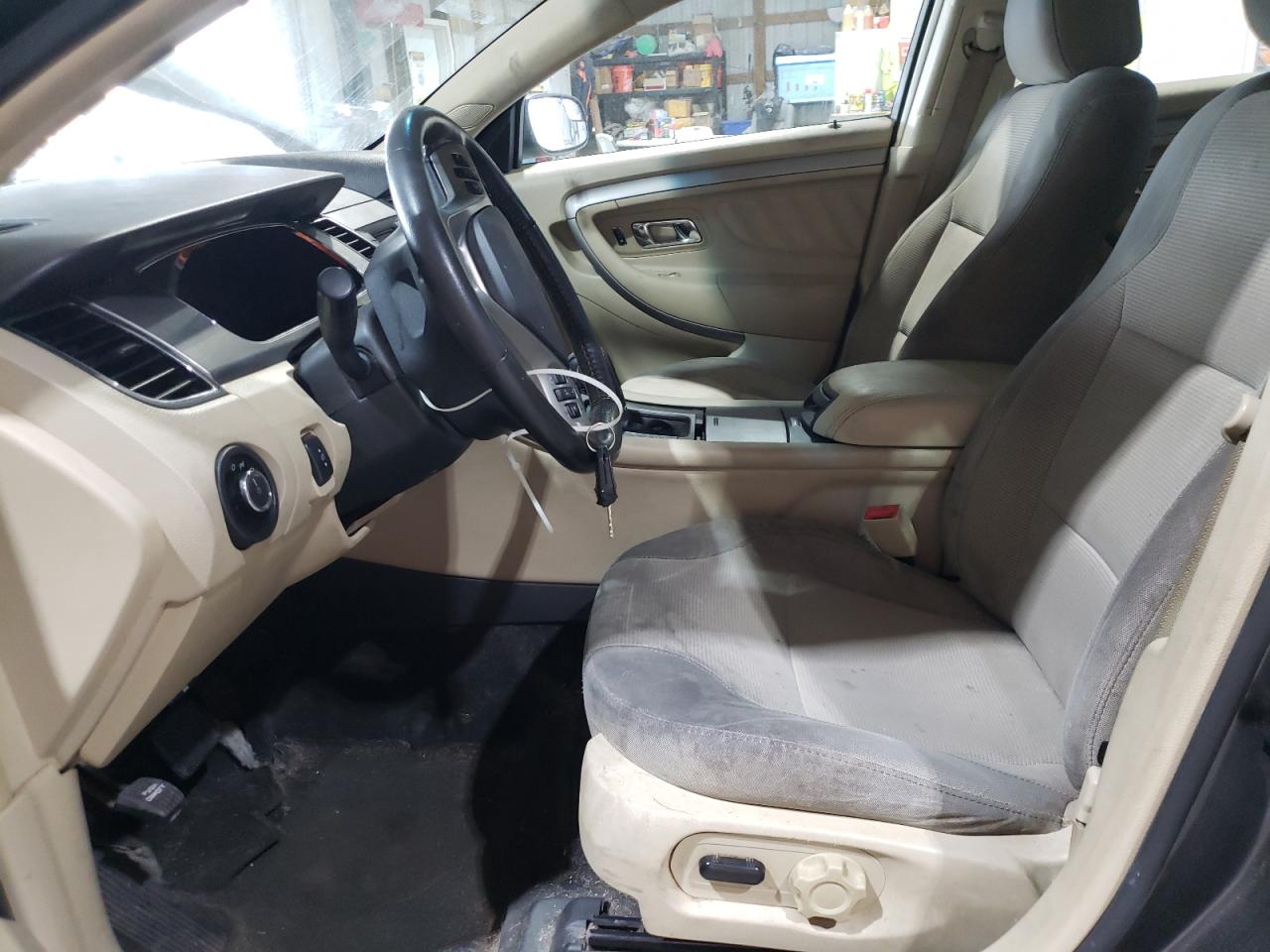 2017 Ford Taurus VIN 1FAHP2E89HG132210 photo 7