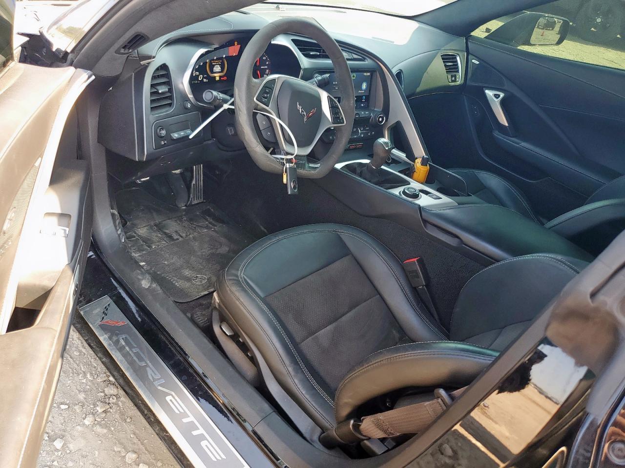 2015 Chevrolet Corvette VIN 1G1YT2D64F5601162 photo 8