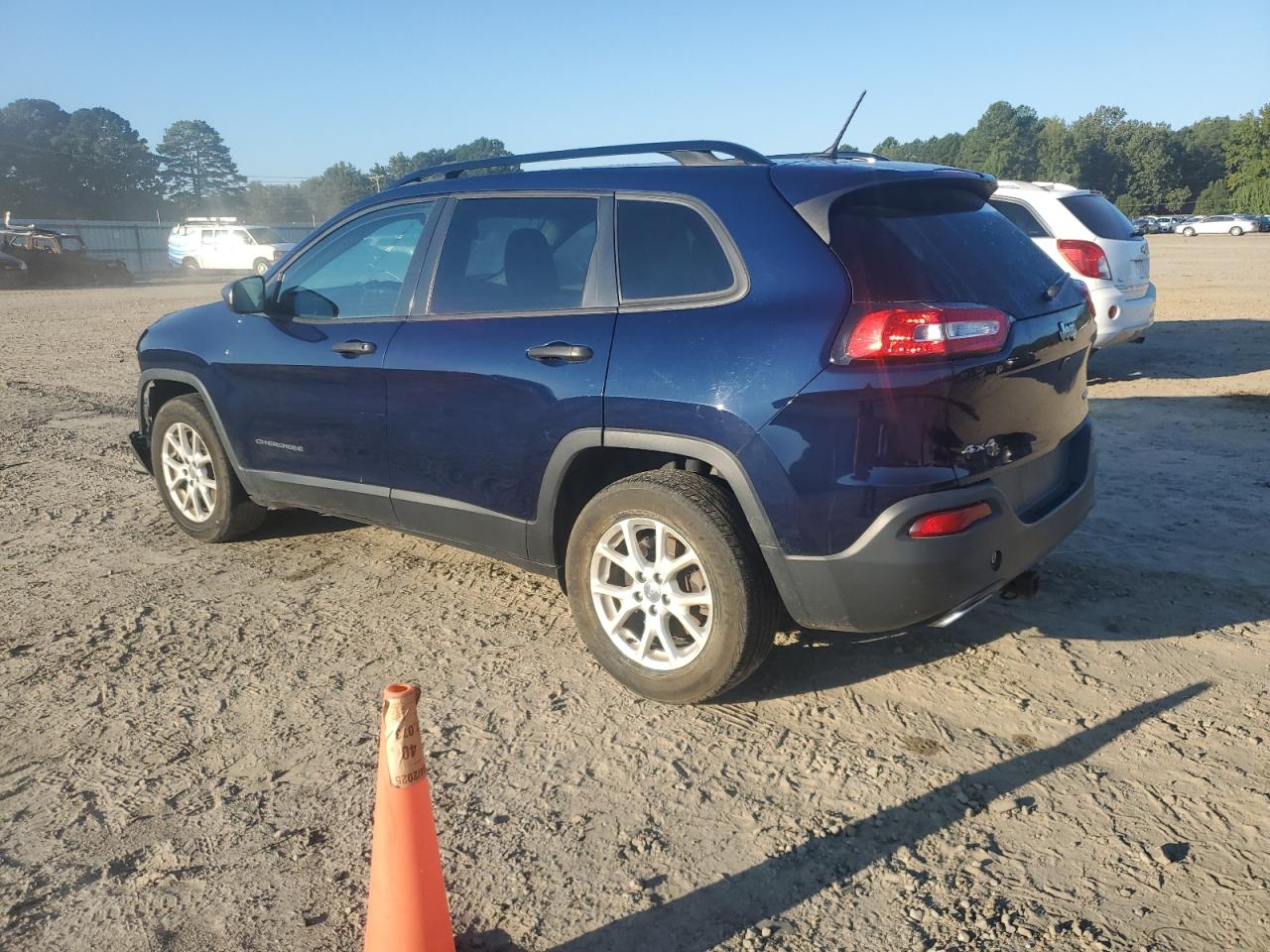 2016 Jeep Grand cher VIN 1C4PJMAS6GW277438 photo 2