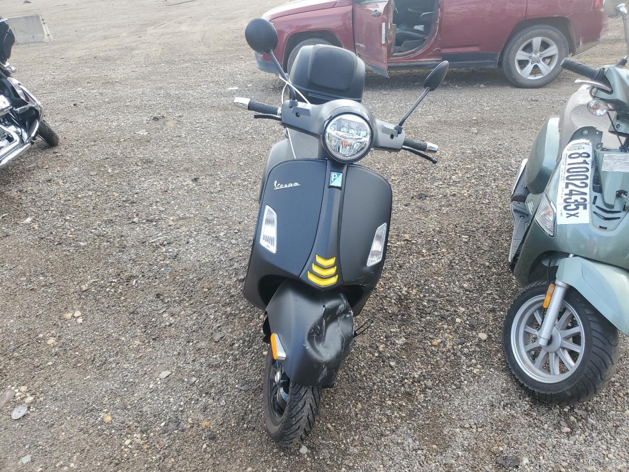 2022 VESPA Gts 300 VIN ZAPMA39M7N5203949 photo 2
