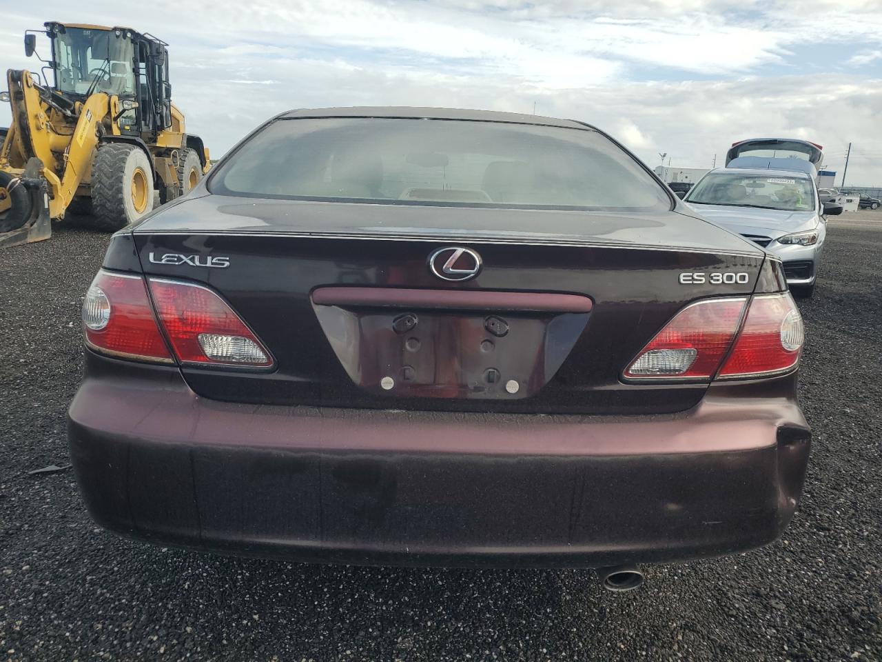 2003 Lexus Es300 VIN JTHBF30G136013815 photo 6