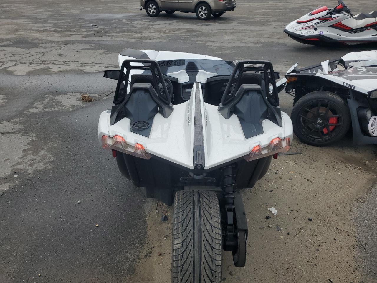 2019 Polaris Slingshot VIN 57XAASFA1K8134489 photo 6