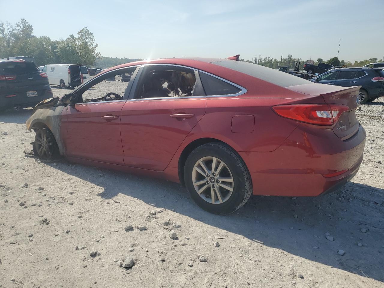 2015 HYUNDAI Sonata se VIN 5NPE24AF2FH209021 photo 2