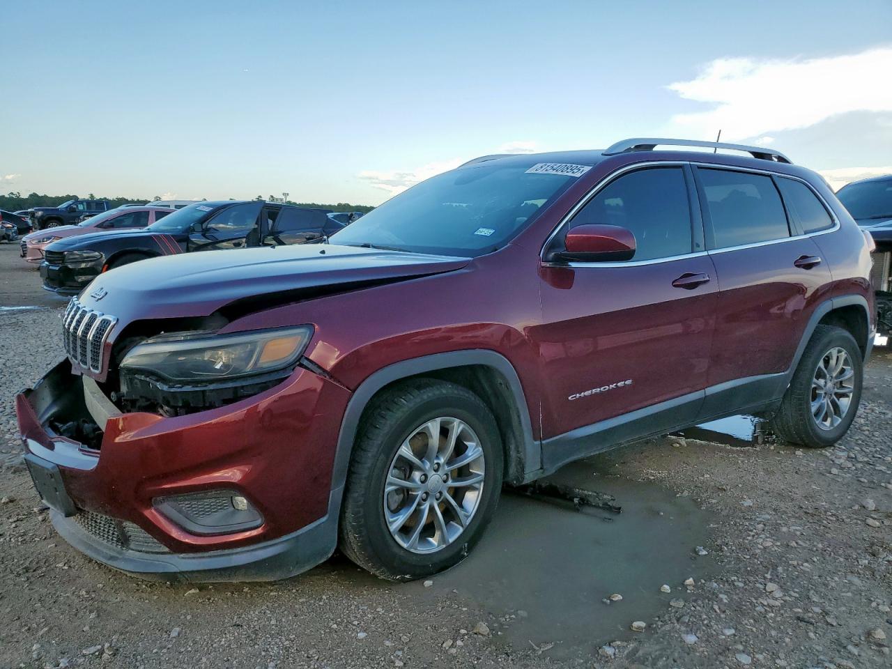 2019 Jeep Grand cher VIN 1C4PJLLB5KD176631 photo 1