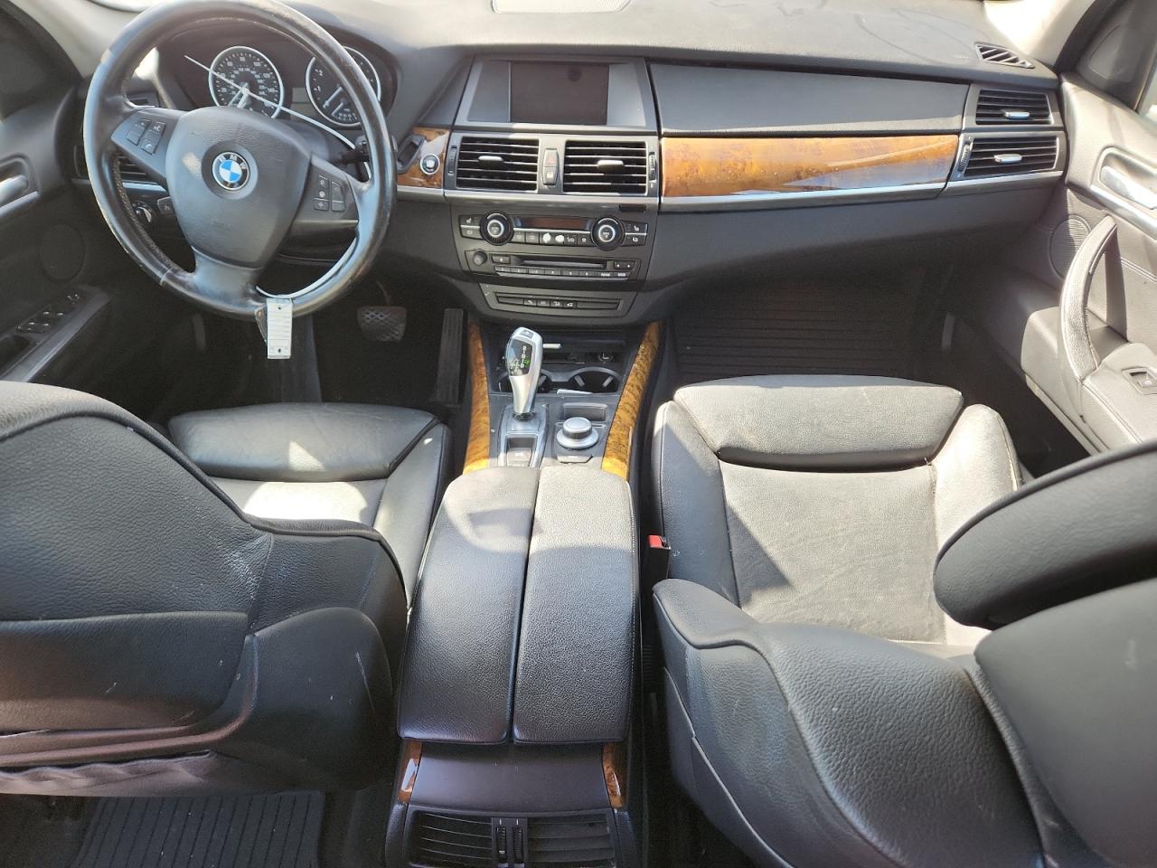 2009 BMW X5 VIN 5UXFE43599L261101 photo 8