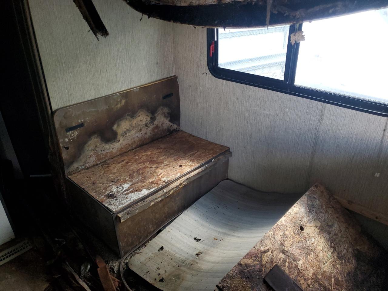 2019 Rv VIN 4YDT26223KH932705 photo 5