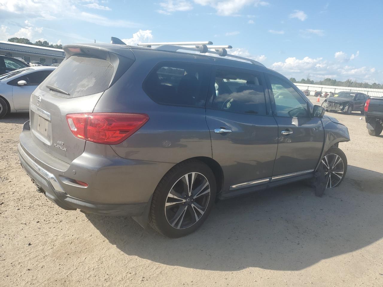 2019 Niss Pathfinder VIN 5N1DR2MM1KC602077 photo 3