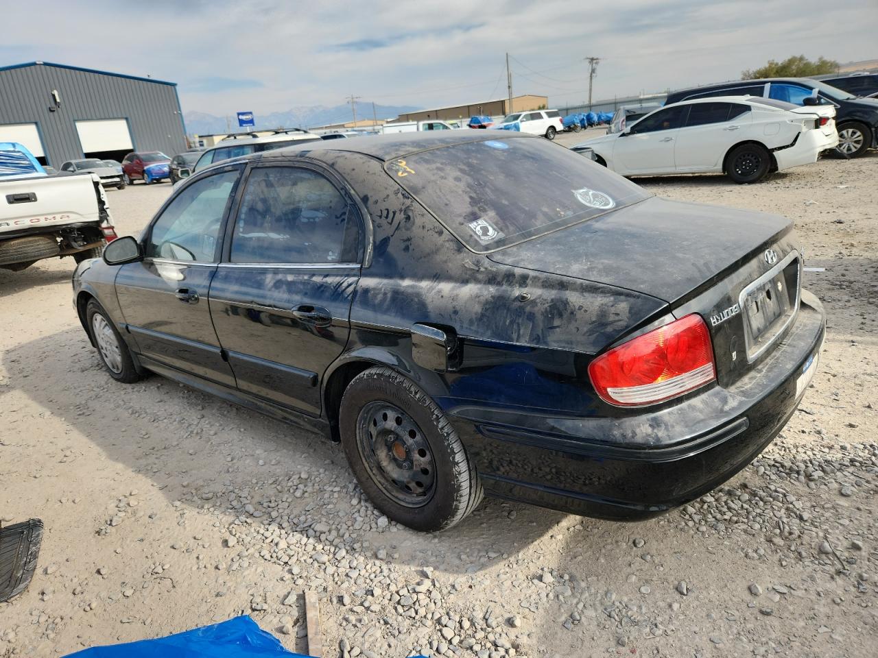 2004 Hyundai Sonata VIN KMHWF25H04A022546 photo 2