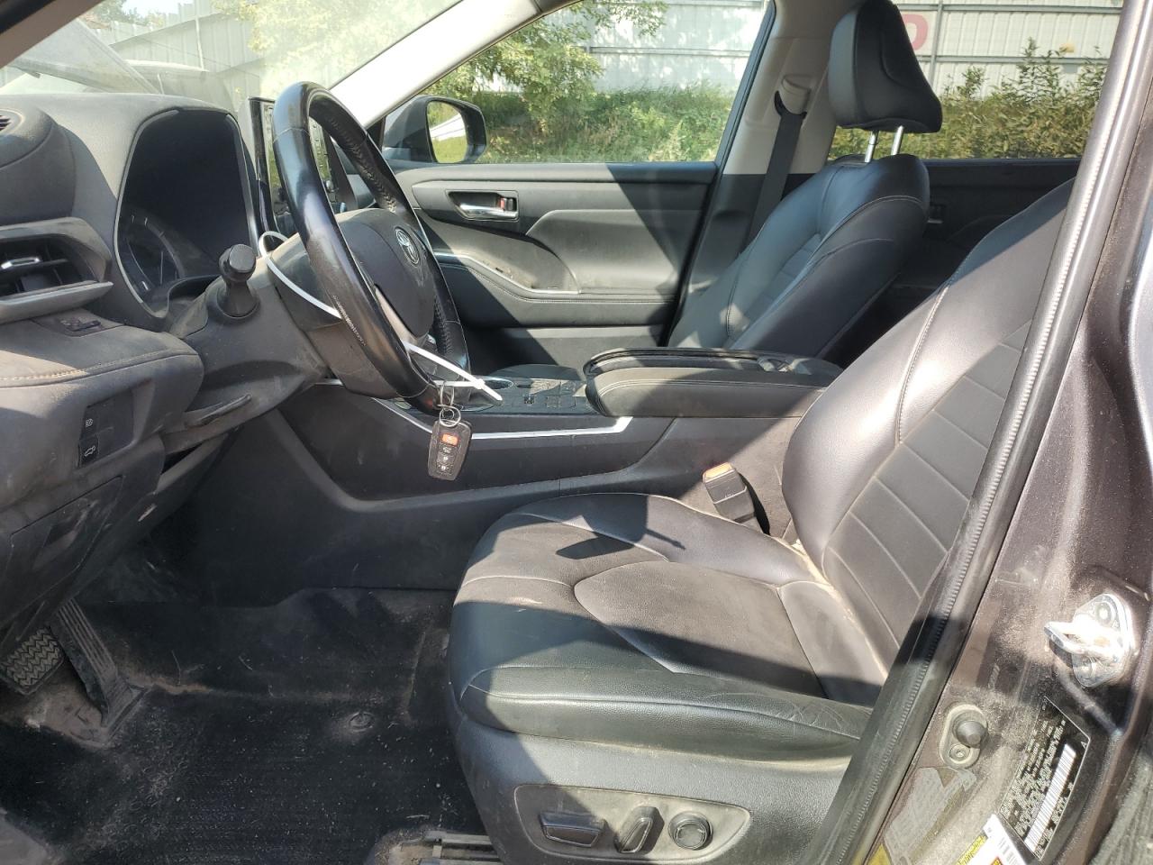 2022 Toyota Highlander VIN 5TDHZRBH0NS227886 photo 7