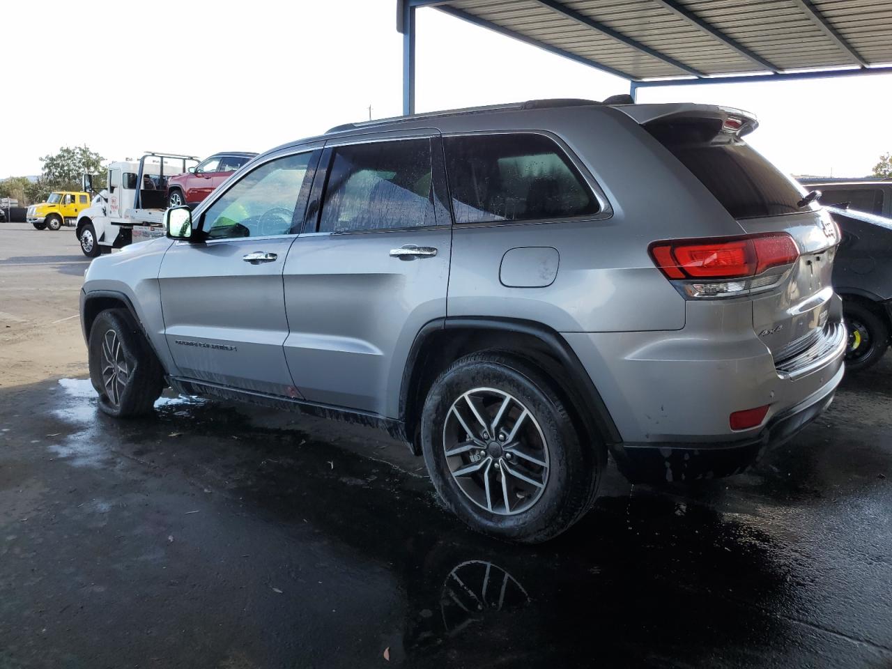 2021 Jeep Cherokee VIN 1C4RJFBG0MC645396 photo 2