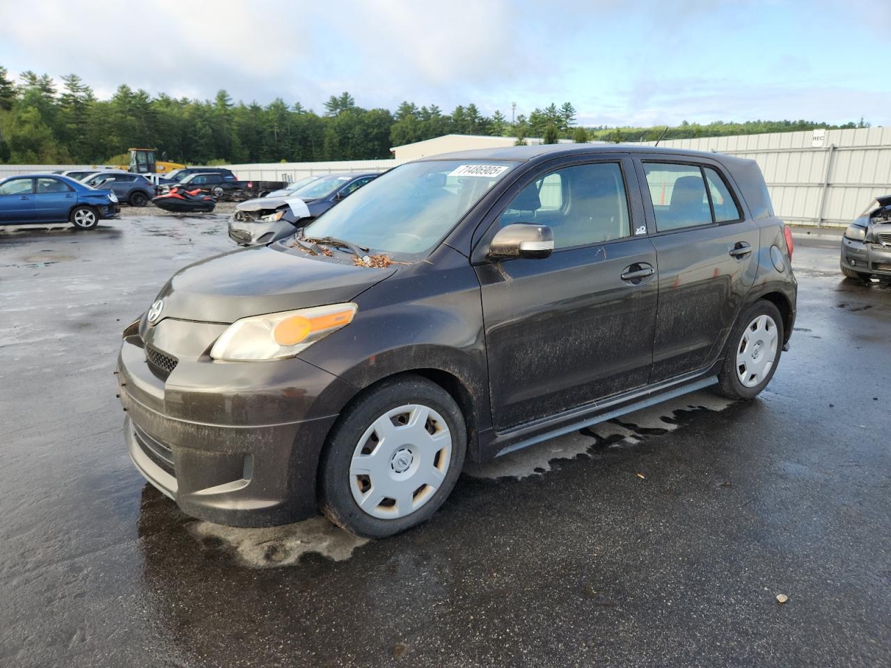 2011 Scion Xd VIN JTKKU4B43B1008085 photo 1