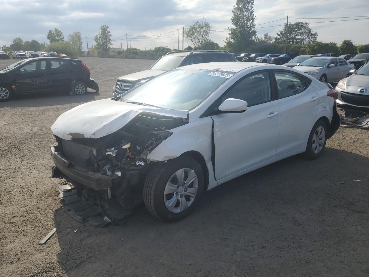 2015 Hyundai Elantra VIN 5NPDH4AE0FH591695 photo 1