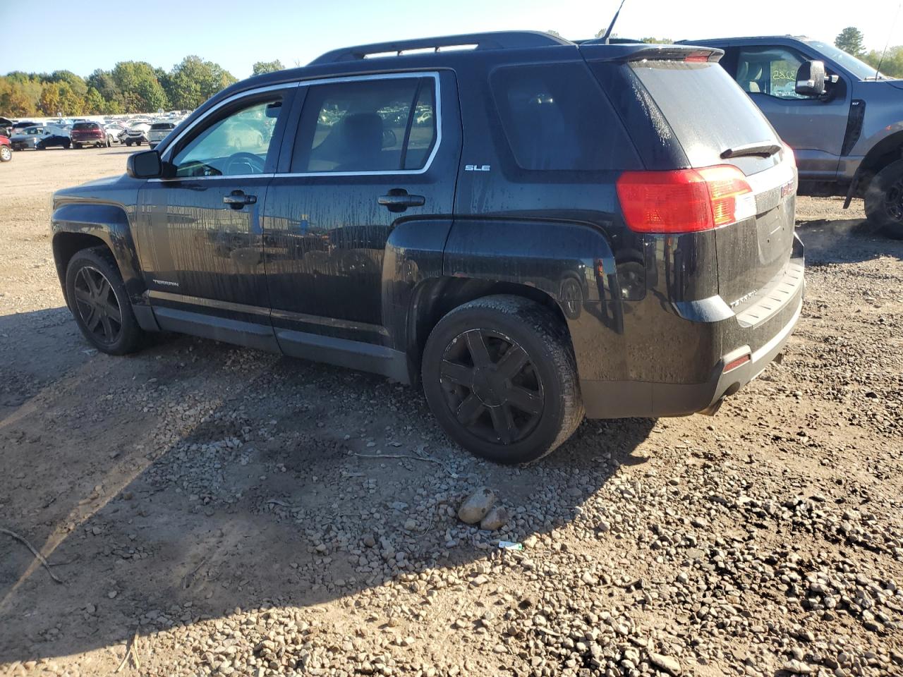 2010 GMC Terrain VIN 2CTFLEEY2A6279803 photo 2