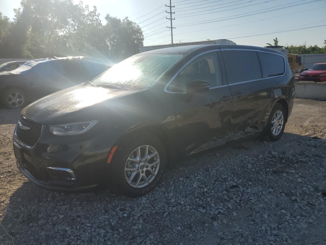 2023 CHRYSLER Pacifica VIN 2C4RC1BG0PR550197 photo 1
