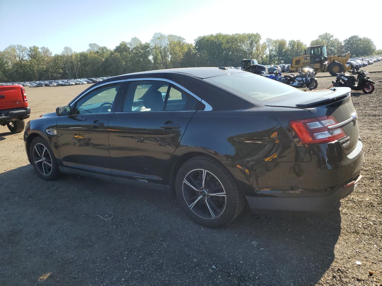 2016 Ford All models VIN 1FAHP2E82GG118387 photo 2