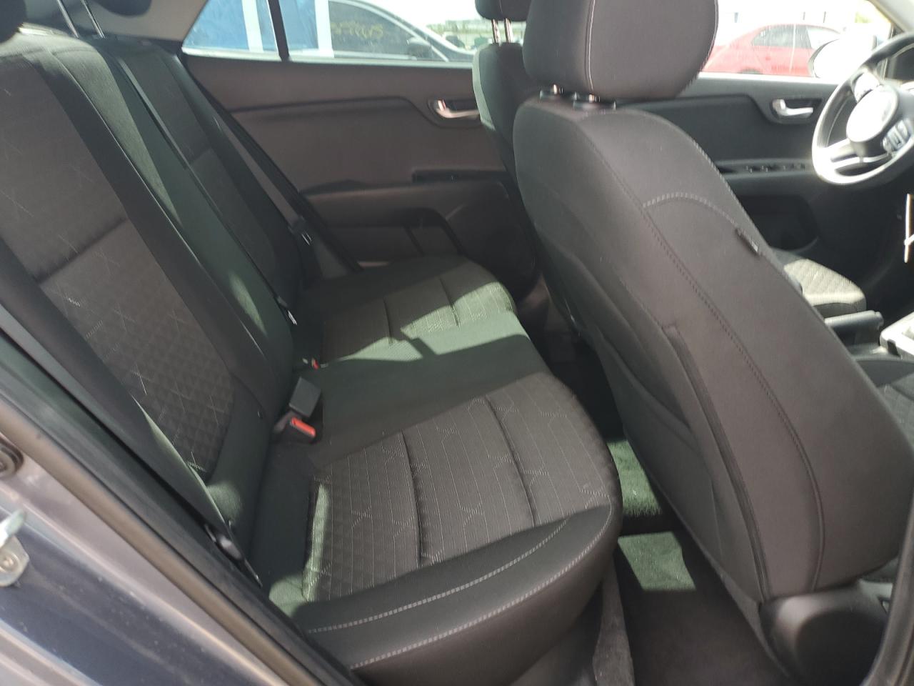 2019 Kia Rio VIN 3KPA24AB0KE202112 photo 10