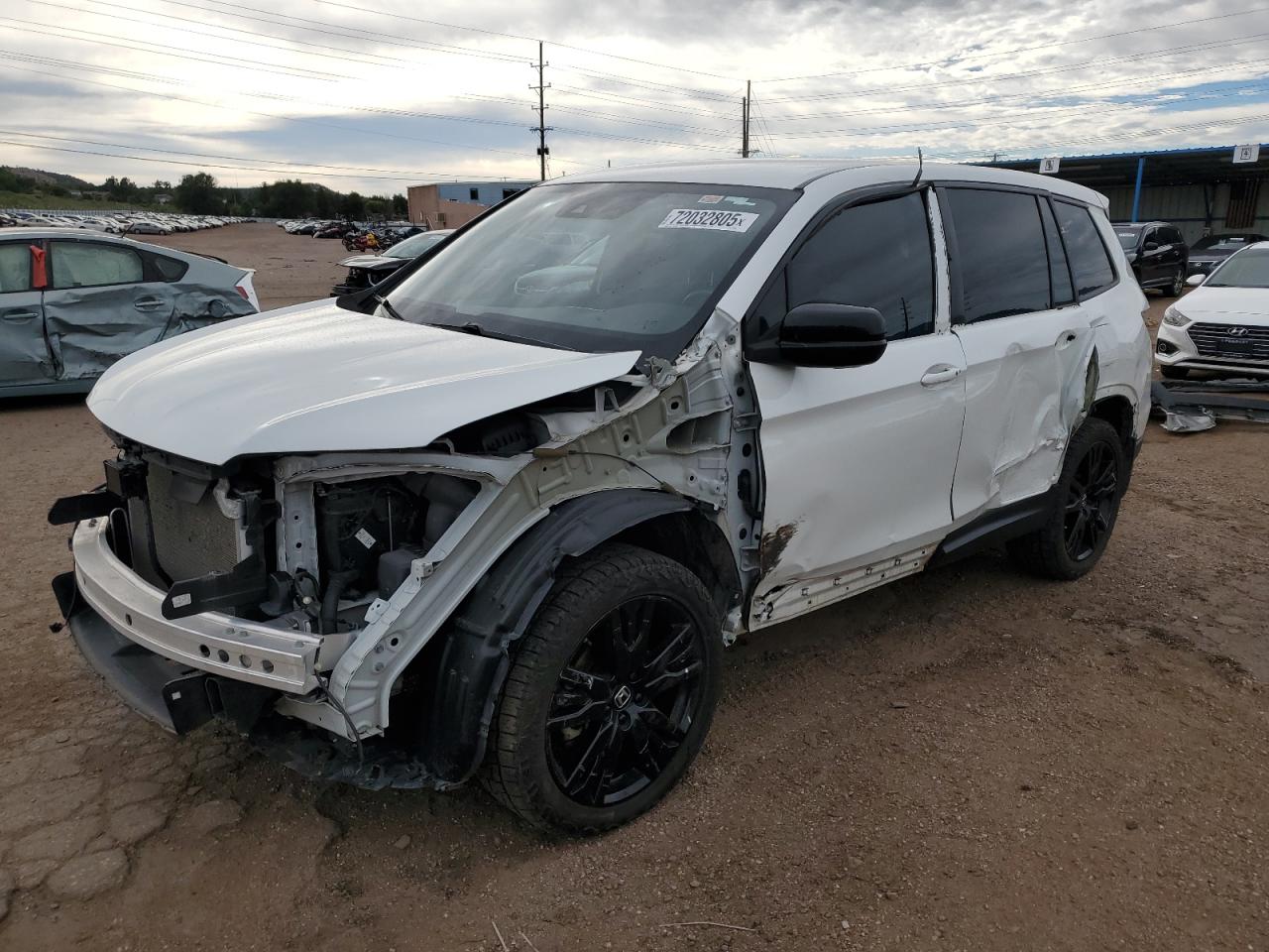2021 Honda Passport VIN 5FNYF8H25MB001089 photo 1