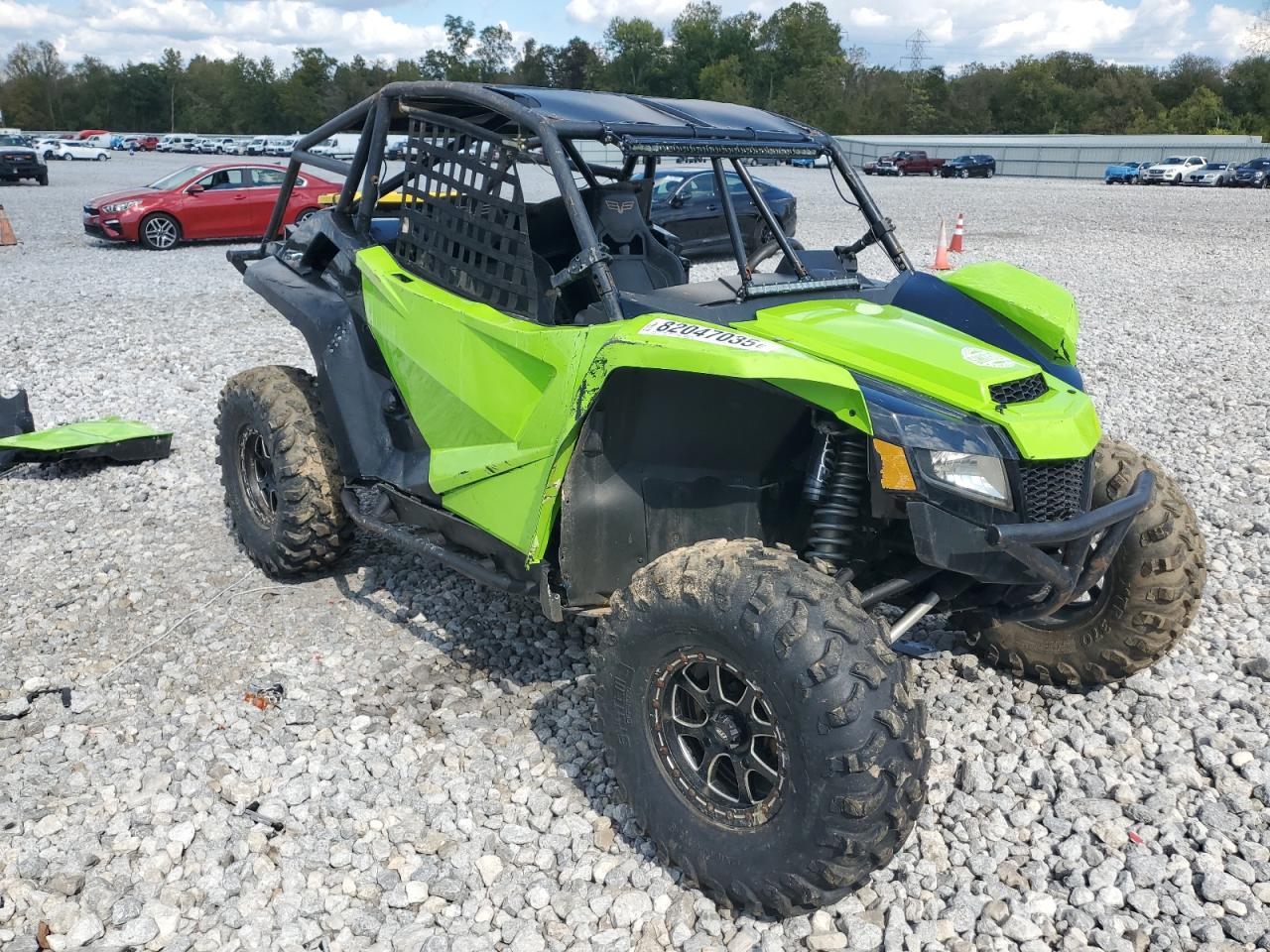 2018 ARCTIC Wildcat VIN 4UF18MPV5JT302396 photo 1