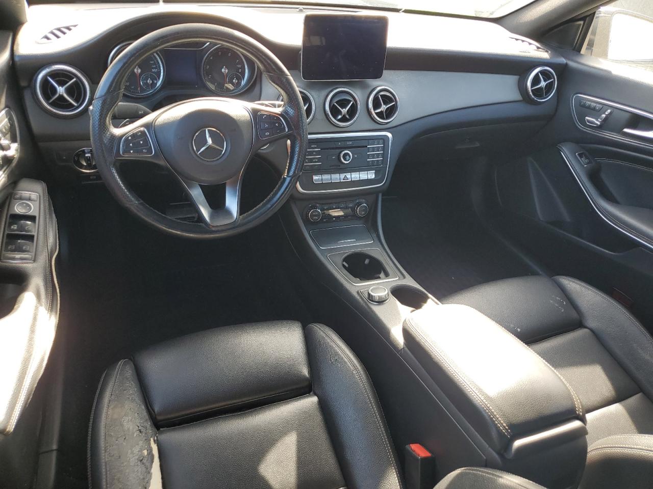 2019 Mercedes-Benz Cla-class VIN WDDSJ4GB3KN717508 photo 8