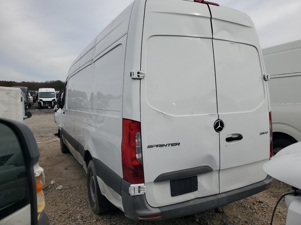 2023 Mercedes-Benz Sprinter VIN W1Y4NCHY8PT131423 photo 2