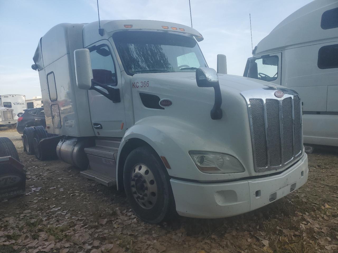 2019 PETERBILT All models VIN 1XPBD49X7KD423138 photo 1