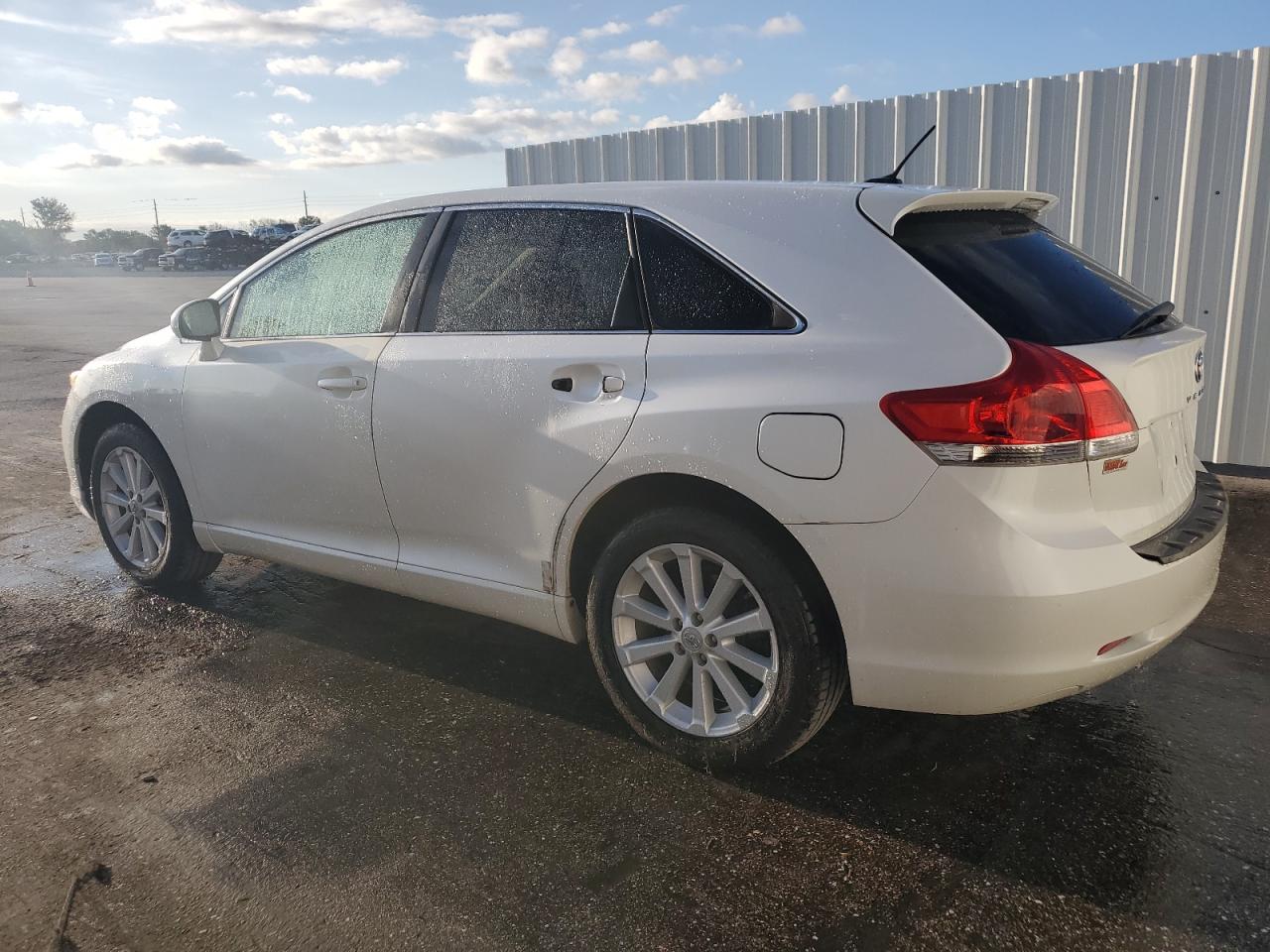 2011 Toyota Venza VIN 4T3ZA3BB7BU050607 photo 2