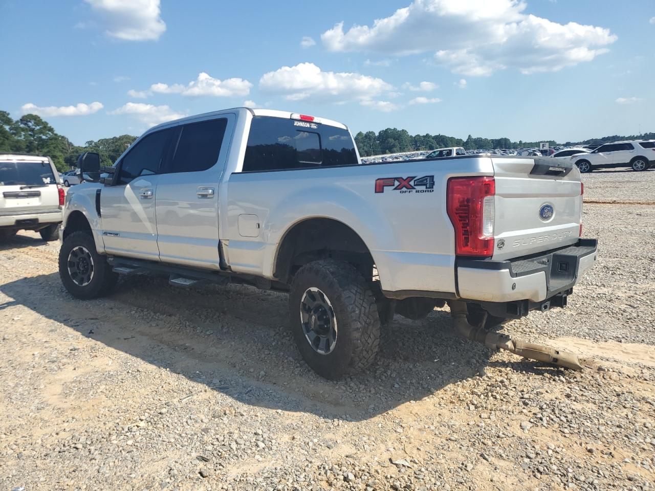 2019 Ford F350 VIN 1FT8W3BT1KED23473 photo 2