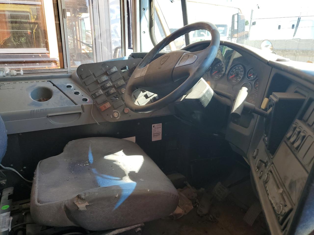 2014 Ic Ce series VIN 4DRBUAAN2EB780801 photo 5