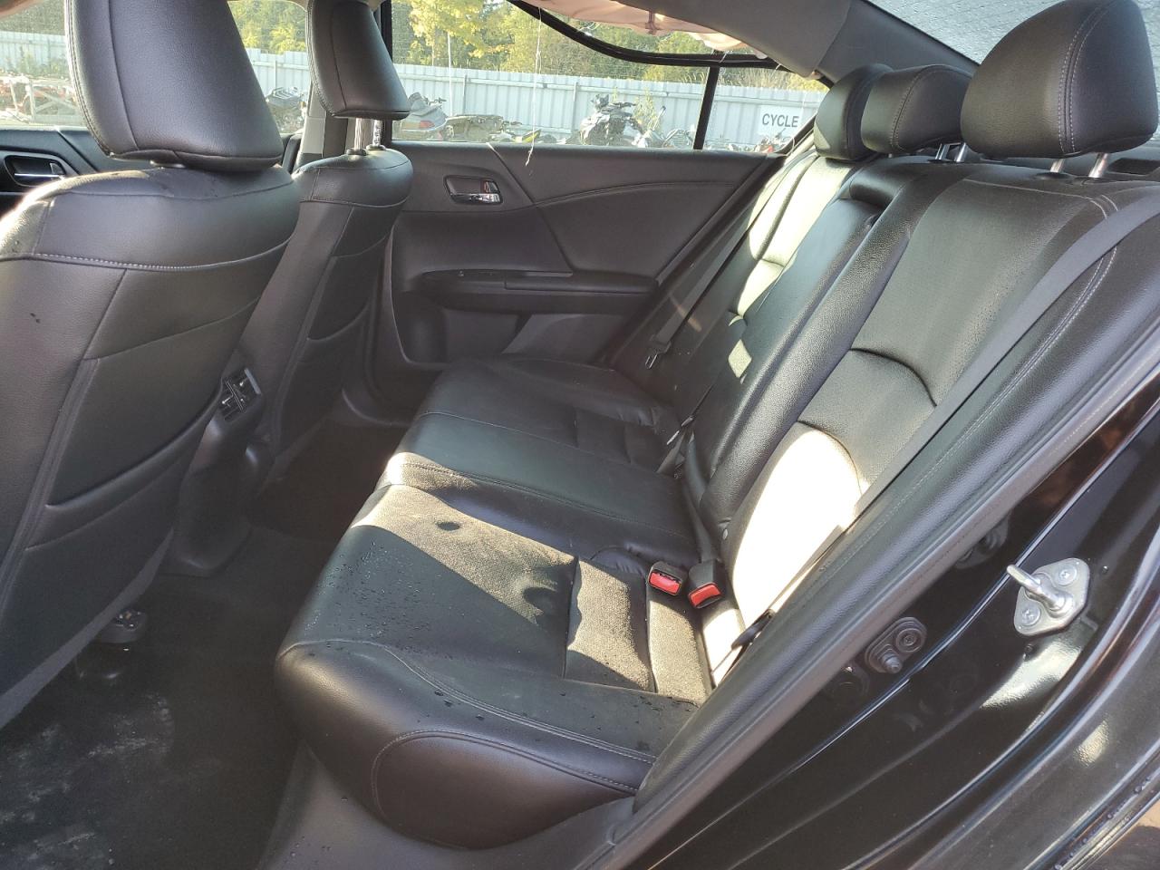 2015 HONDA Accord exl VIN 1HGCR2F81FA800984 photo 10