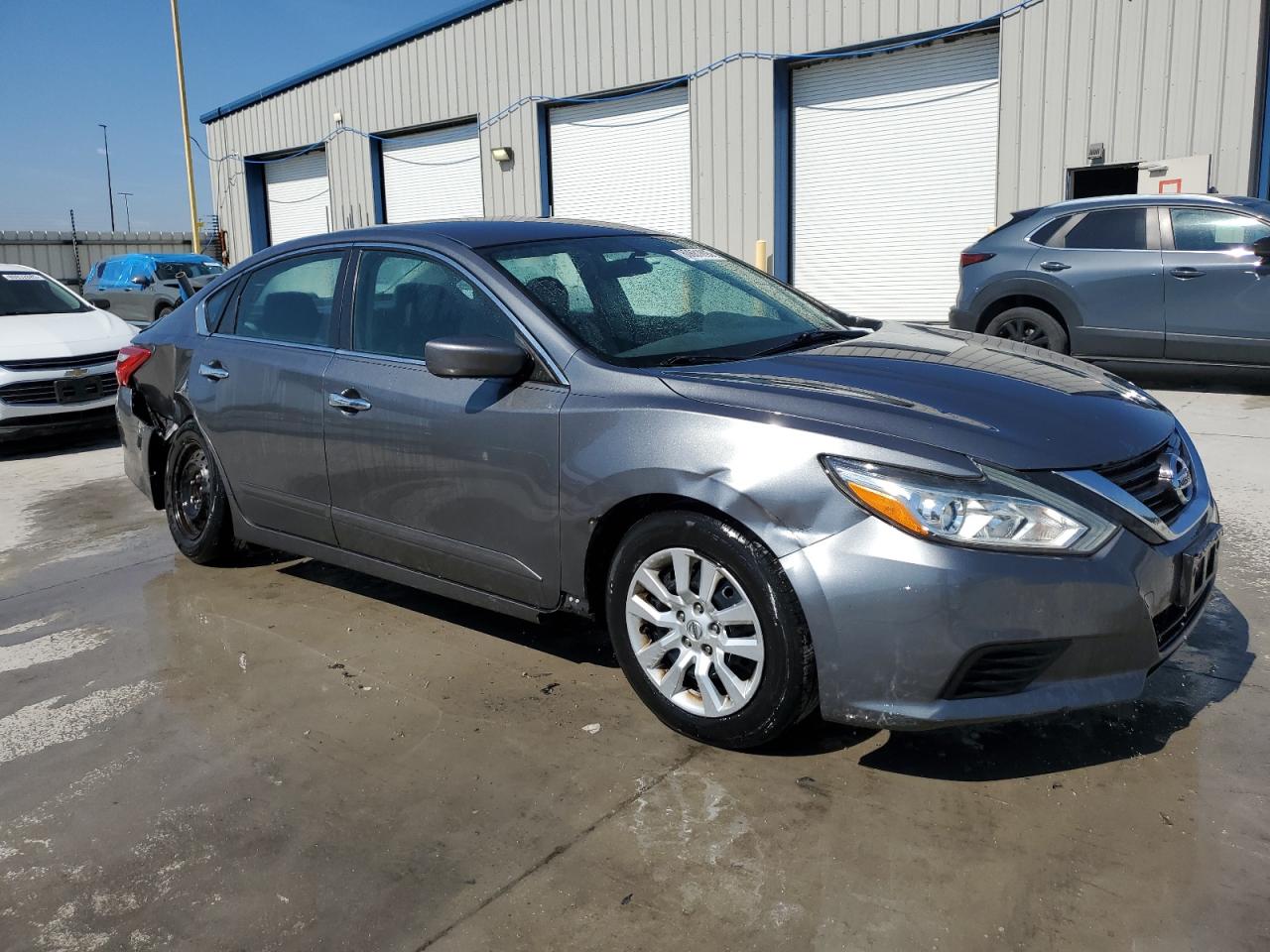 2016 Nissan Altima VIN 1N4AL3AP7GC205418 photo 4