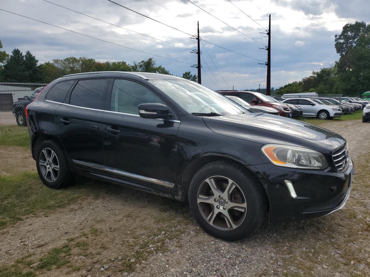 2015 Xc60 VIN YV4902RK9F2763135 photo 1
