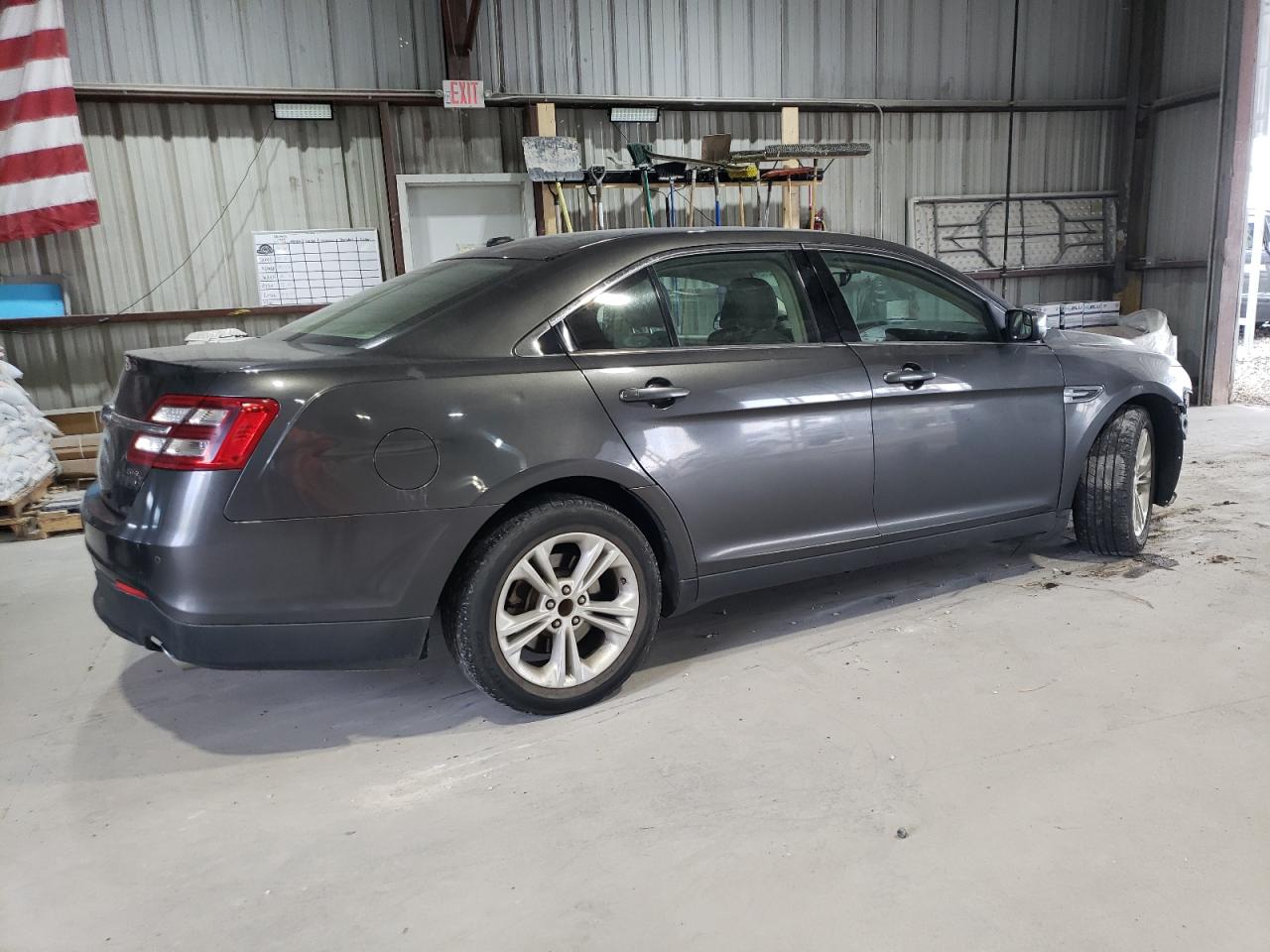2017 Ford Taurus VIN 1FAHP2E89HG132210 photo 3