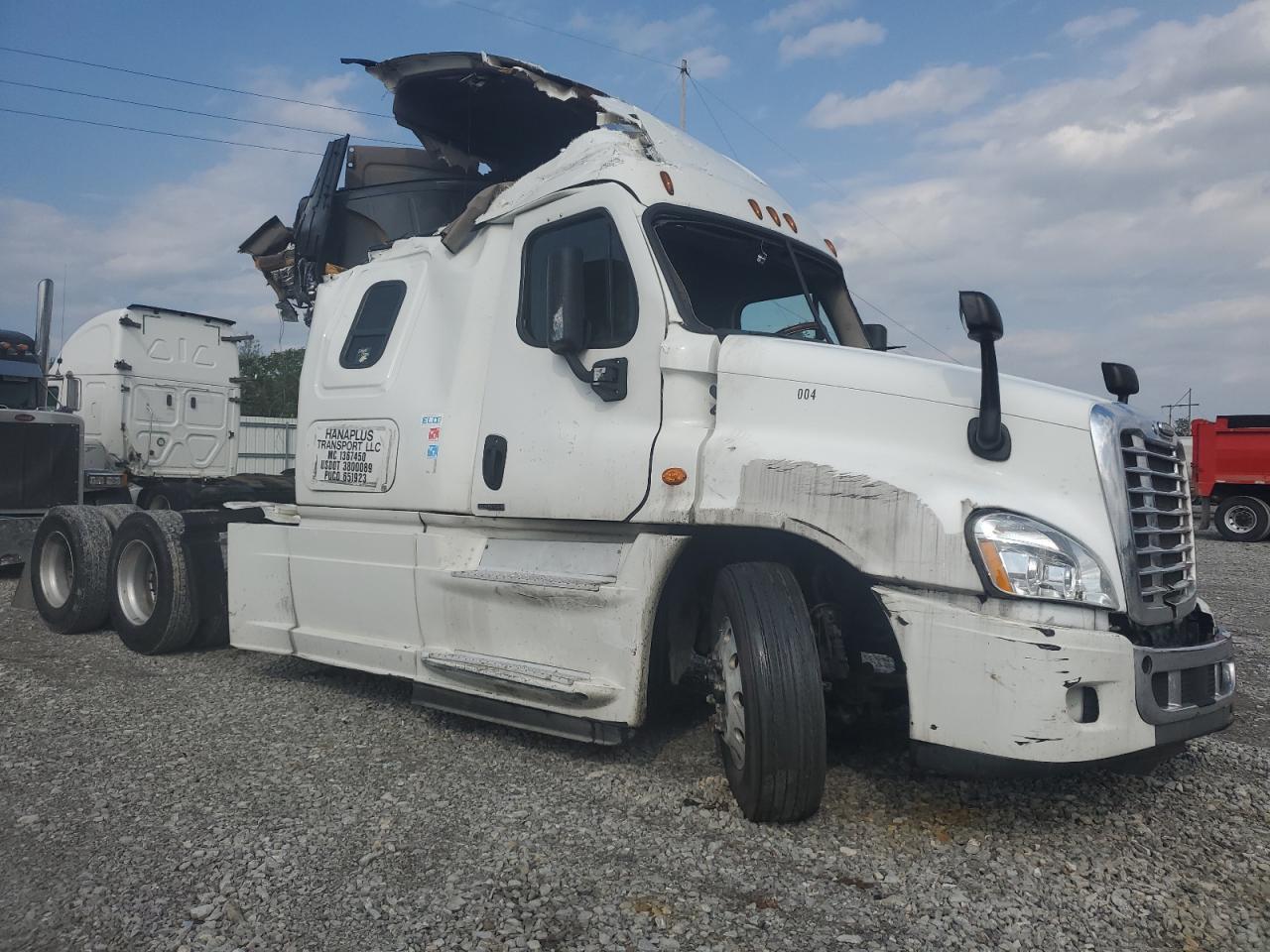 2016 FREIGHTLINER All other VIN 3AKJGLDR9GSHD7566 photo 1