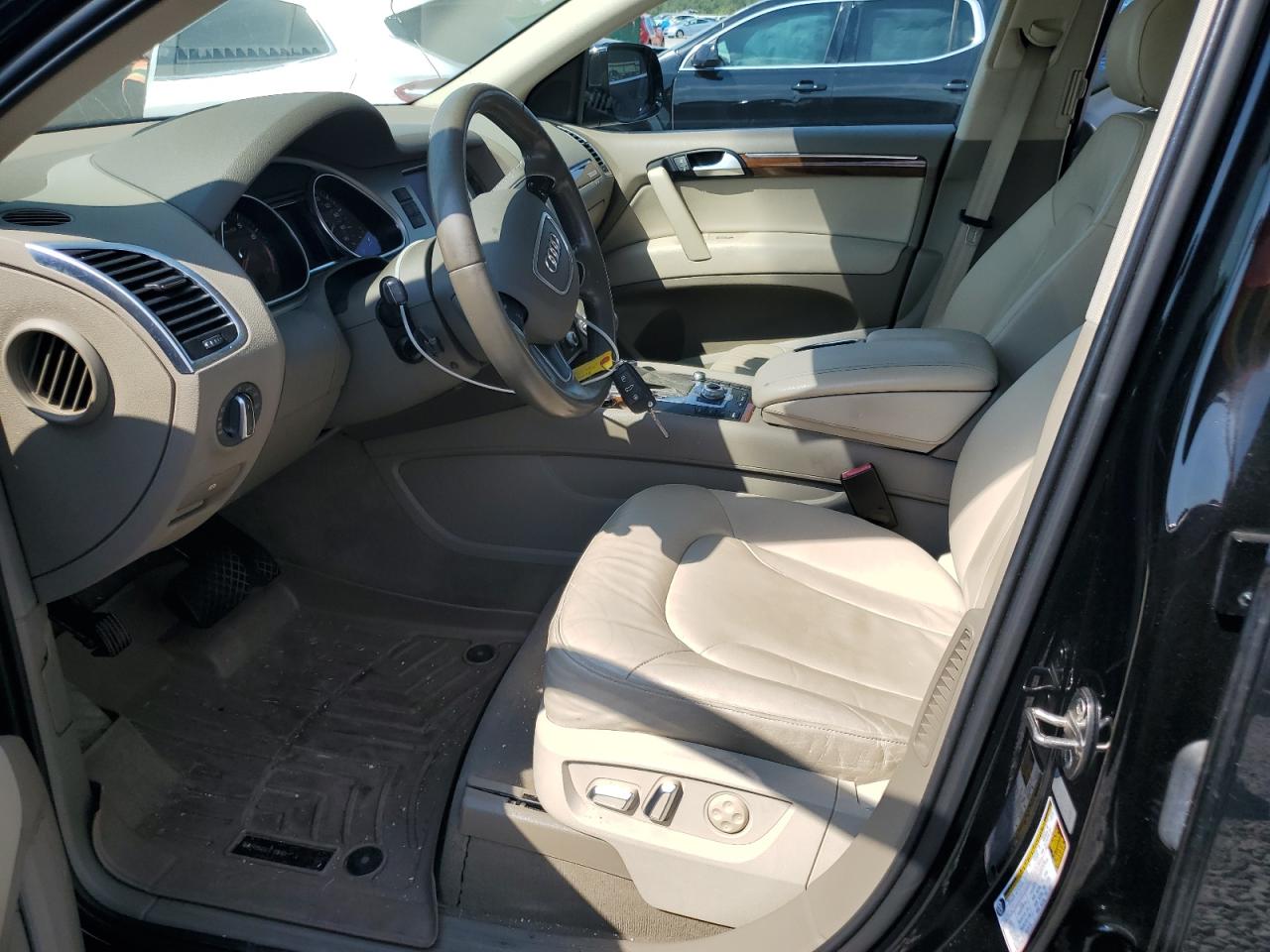 2015 Audi Q7 VIN WA1CGAFE5FD033170 photo 7