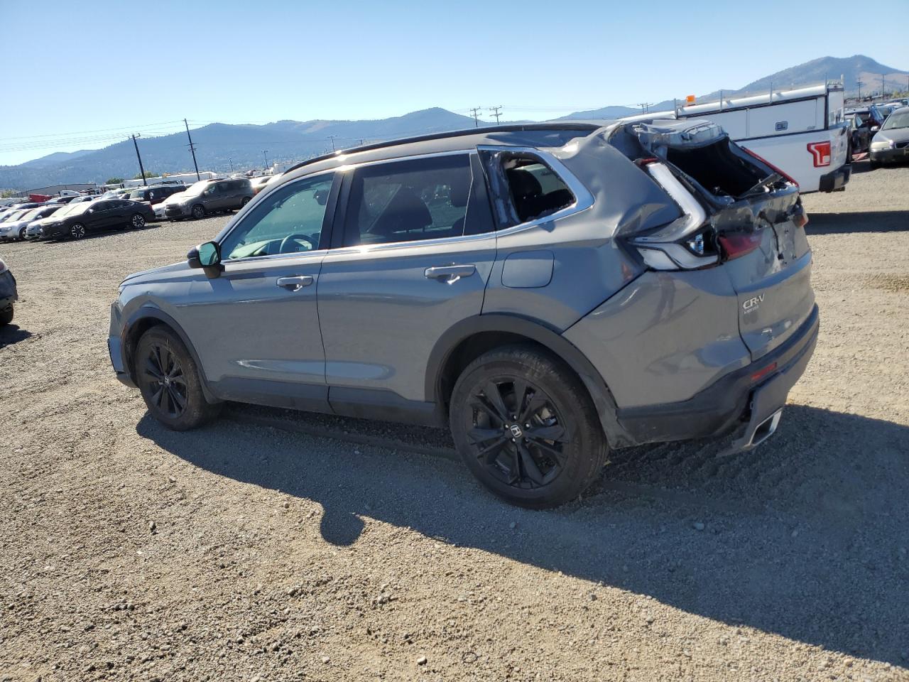 2024 Honda Crv VIN 7FARS6H99RE056660 photo 2
