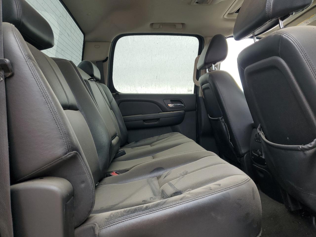 2008 Chevrolet All models VIN 1GCJK33648F159273 photo 10