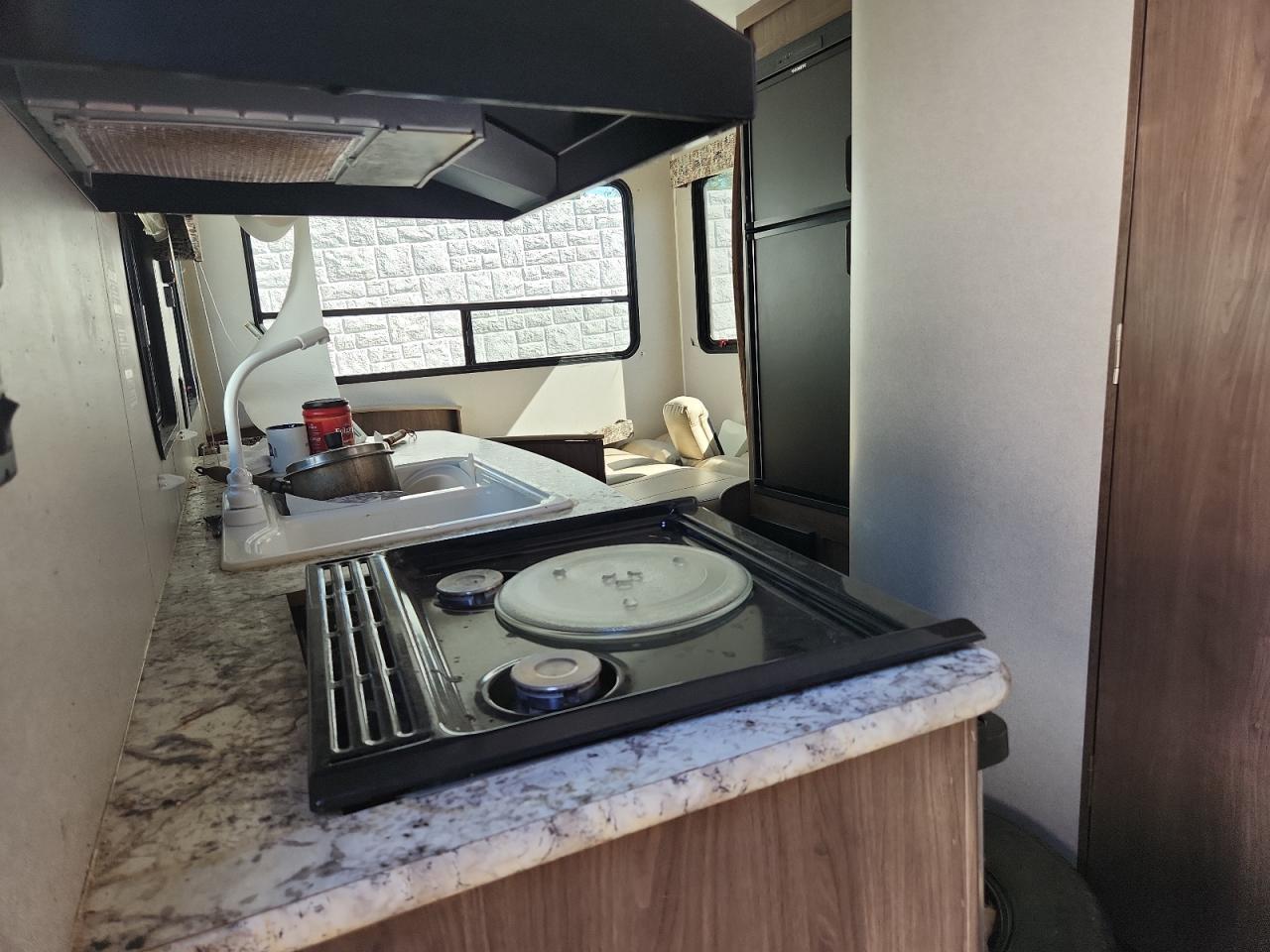 2019 KEYSTONE Hideout VIN 4YDT20225K7240660 photo 6
