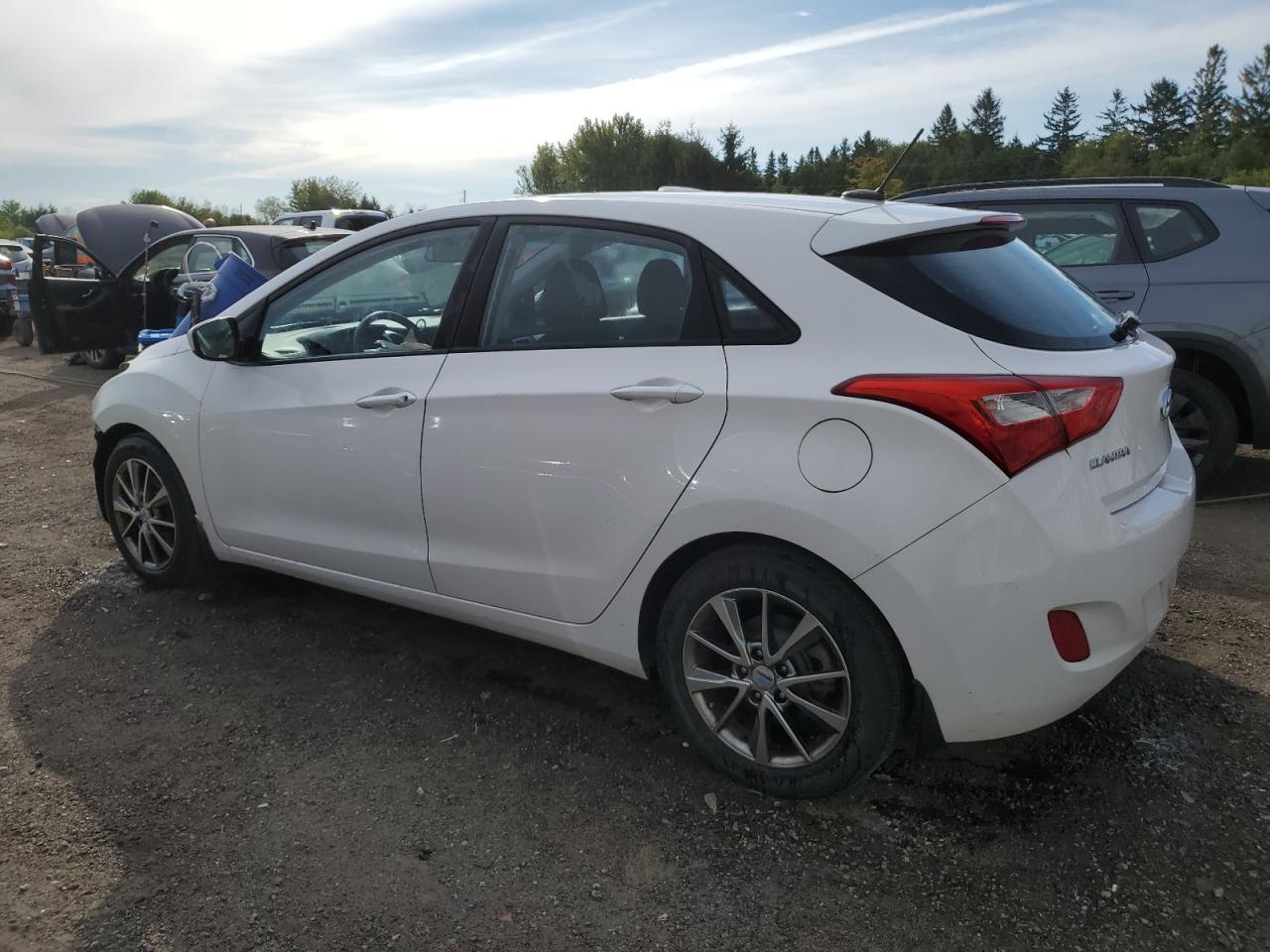 2013 HYUNDAI Elantra gt VIN KMHD25LE6DU156974 photo 2