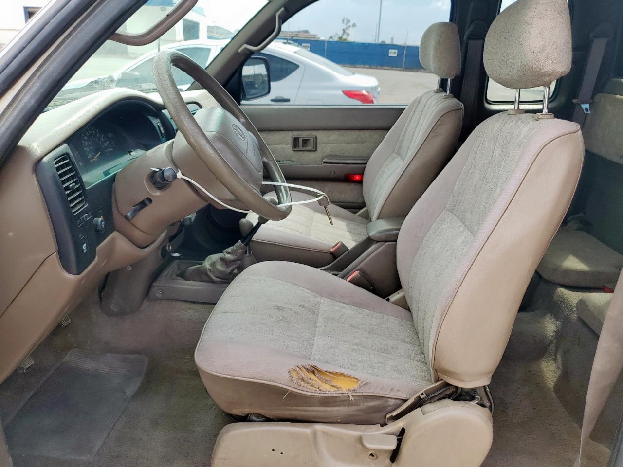 2000 Toyota Tacoma VIN 4TAWN72N0YZ684354 photo 7