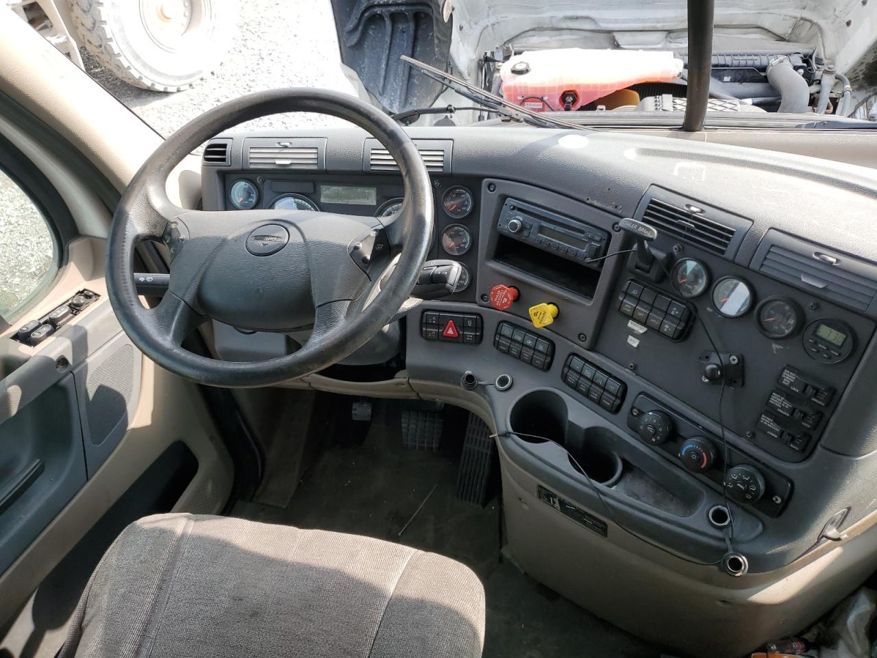 2016 FREIGHTLINER All other VIN 3AKJGLDR9GSHD7566 photo 9