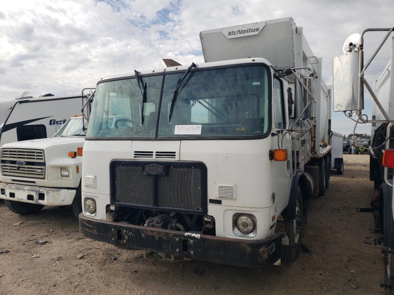 2010 AUTOCAR All models VIN 5VCACRJF8AH210712 photo 2