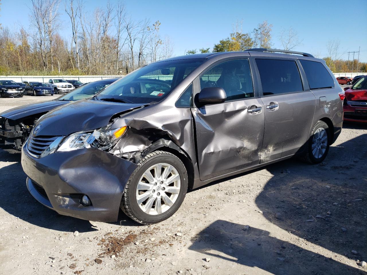 2015 TOYOTA Sienna xle VIN 5TDDK3DC0FS116970 photo 1