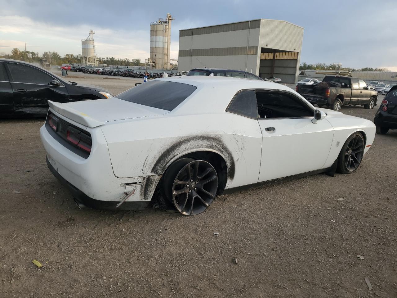 2017 Dodge Challenger VIN 2C3CDZBT2HH513193 photo 3