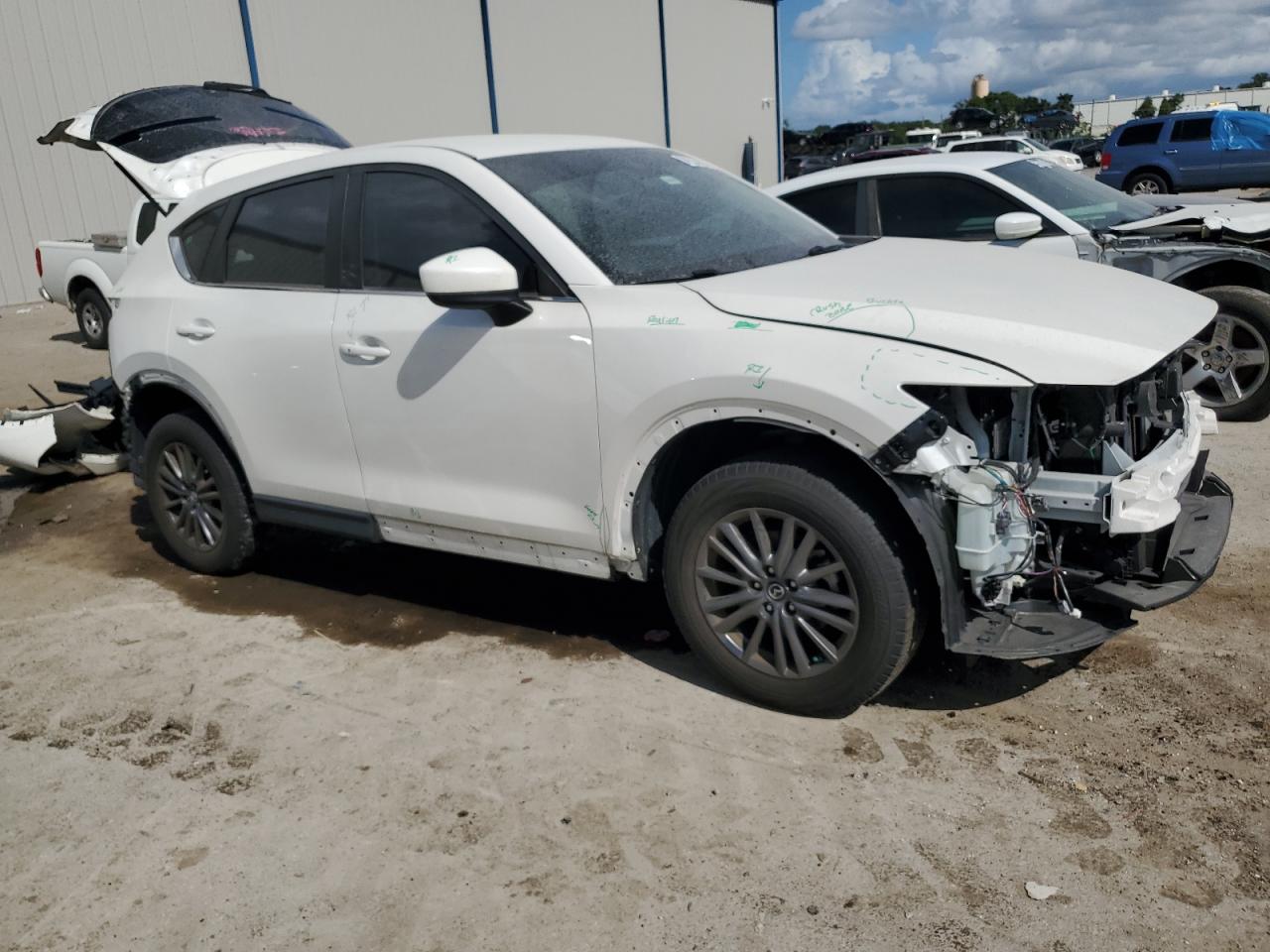 2019 MAZDA Cx-5 VIN JM3KFACM8K1680097 photo 4